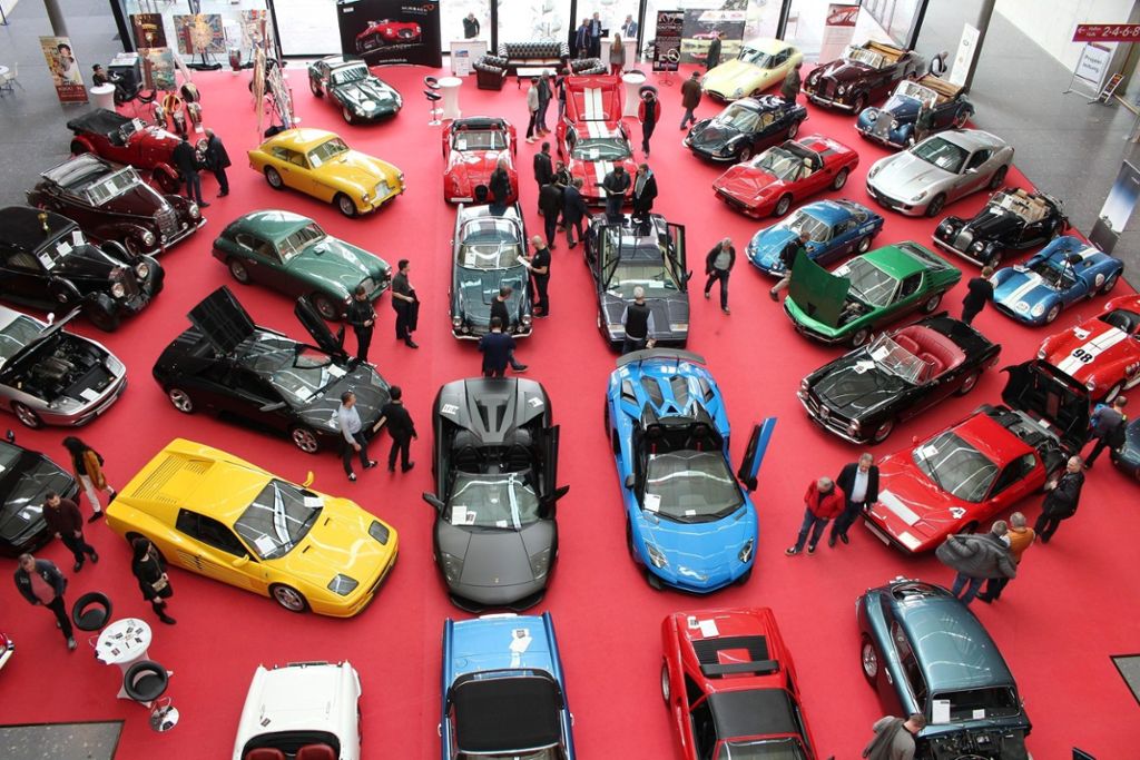 Oldtimermesse auf der Landesmesse: Retro Classics locken Autofans nach Stuttgart