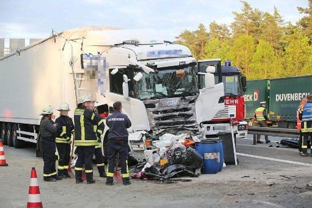 Nach tödlichen Unfällen: Lkw-Fahrer sollen stärker kontrolliert werden