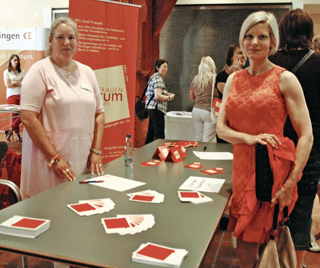 ESSLINGEN: Ein Informationstag im Alten Rathaus zeigt berufliche Optionen für weibliche Arbeitskräfte auf: Neustart für Fachfrauen