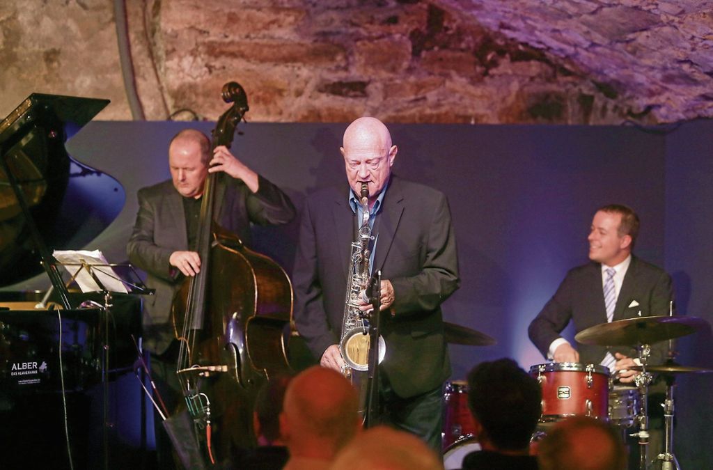 ESSLINGEN:  Don Menza gastiert mit seinem Quartett aufs Neue im Jazzkeller - Der 80-Jährige begeistert noch immer: Gelungenes Wiedersehen