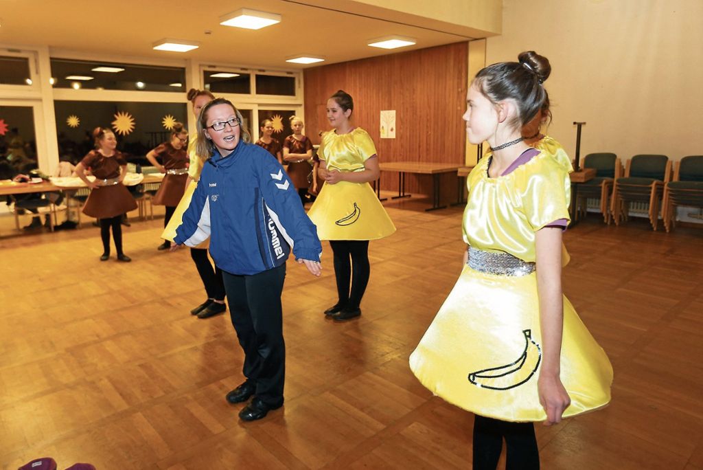 NEUHAUSEN:  Sylvie Walker leitet den Tanzsport des MGV: Fasnet ist Familiensache
