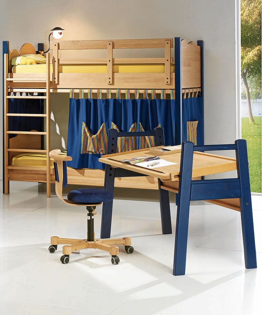 Gute Materialien fürs Kinderzimmer - Eine ideale Lösung für den Nachwuchs gibt es nicht - Möbel aus naturbelassenem Massivholz kann man abschleifen: Sicher, belastbar und schadstoffarm