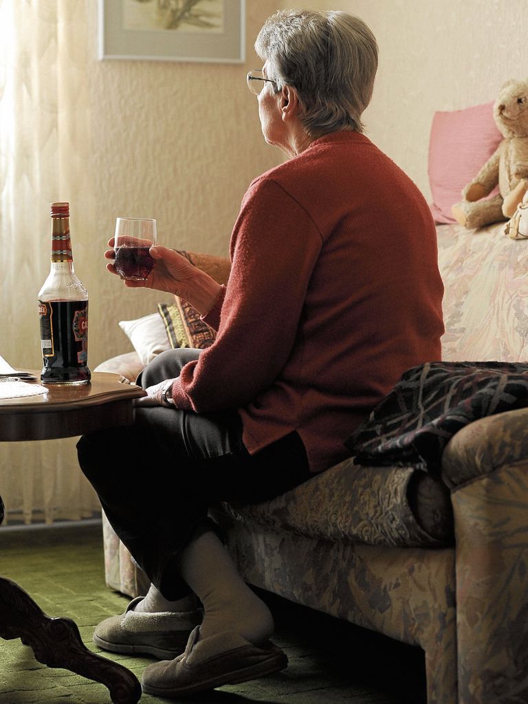 STUTTGART: Auch Karrierefrauen zwischen 45 und 65 Jahren immer öfter Patienten im Zentrum für seelische Gesundheit: Alkohol ein Problem für viele Rentner