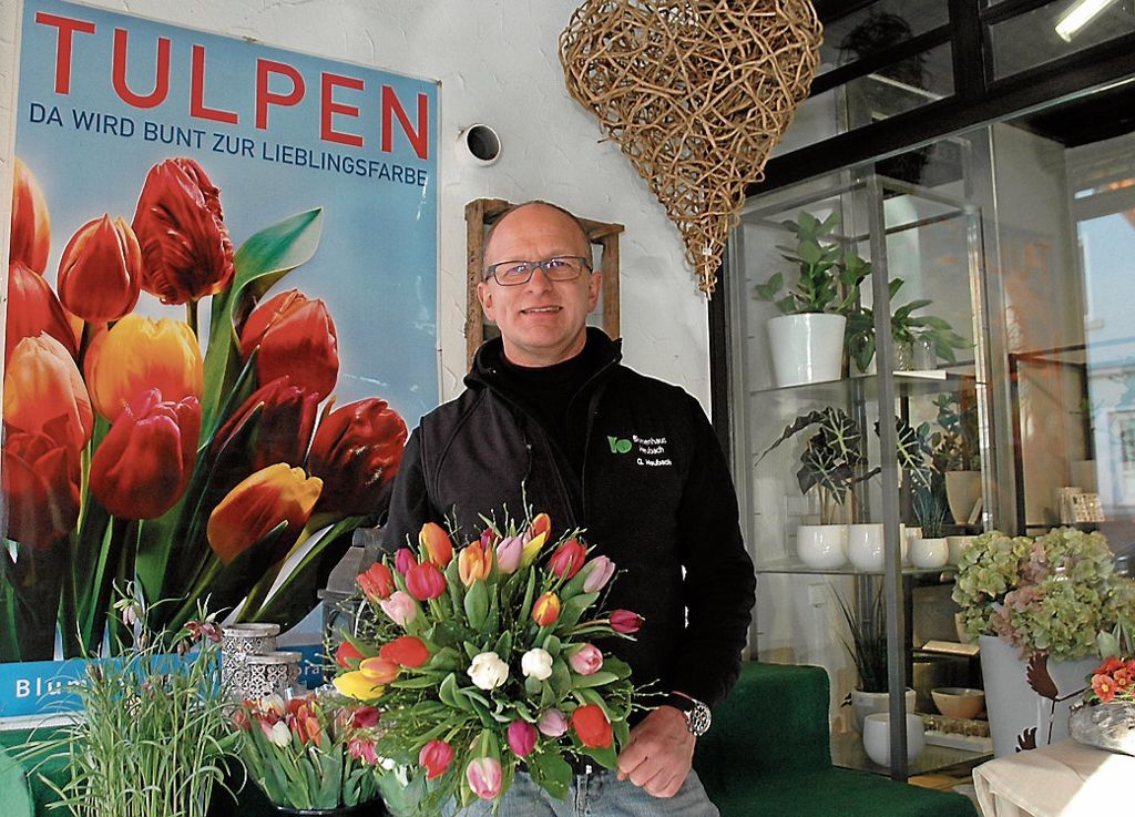 ESSLINGEN: Zum Valentinstag haben blühende Geschenke Tradition - Wegen der Jahreszeit sind vor allem Tulpen statt rote Rosen gefragt: Durch die Blume gesagt