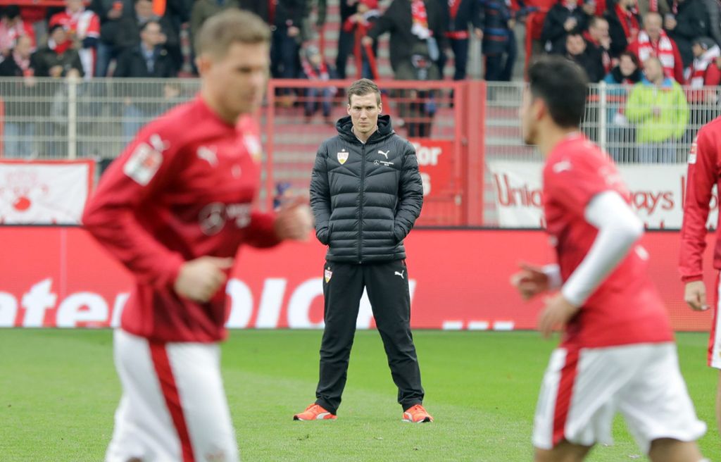VfB-Trainer Wolf nimmt Duell mit Aue ernstnehmen: „Wie ein Topspiel“