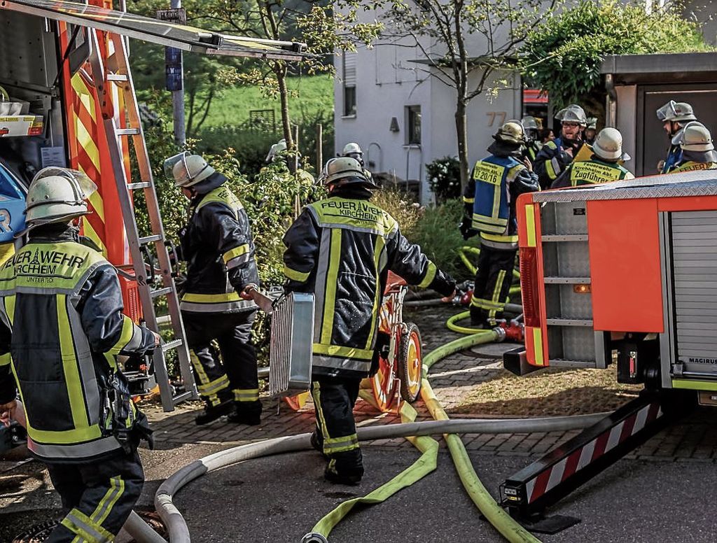 Vorsichtige Hinweise auf technischen Defekt als Brandursache: Einingers Haus in Kirchheim vorerst unbewohnbar