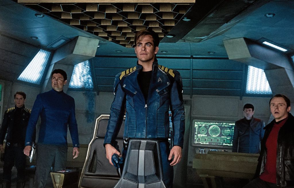 Regisseur Justin Lin setzt die erfolgreiche Science-Fiction-Saga mit „Star Trek Beyond“ fort: Scotty beamt die Crew durchs All