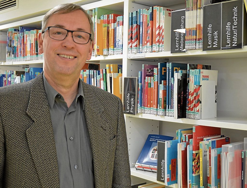 LUDWIGSBURG: Experte ermuntert Kommunalpolitiker zu verstärktem Engagement - Büchereien müssen immer differenziertere Anforderungen erfüllen: „Jeder investierte Euro zahlt sich vielfach aus“