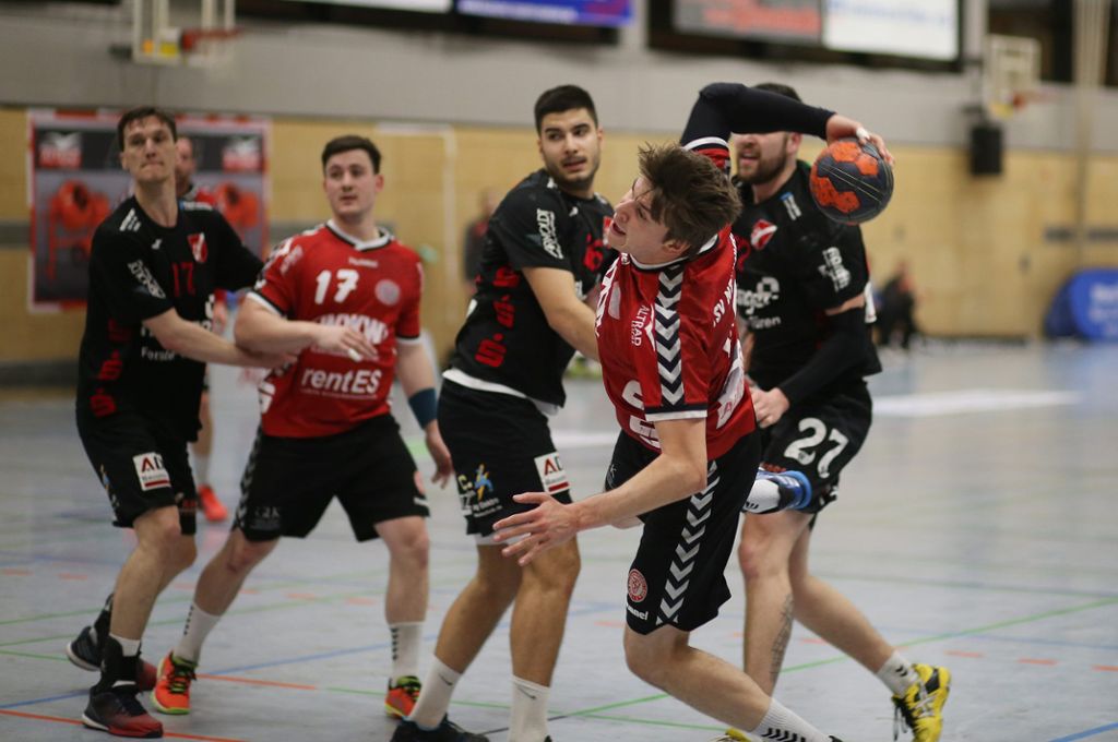 Neuhausener Handballer gewinnen mit 24:20 gegen Willstätt: Starke Abwehr