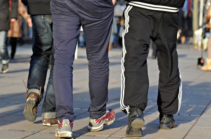 Kleiderordnung an Schulen: Deutsche-Knigge-Gesellschaft für Jogginghosen-Verbot an Schulen