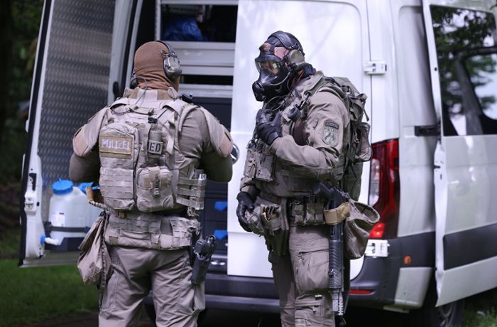 Explosion in Ratingen: Mehrere Verletze – auch Einsatzkräfte darunter