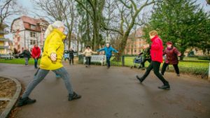 Fitnessprogramm für Senioren im Freien ist sehr beliebt