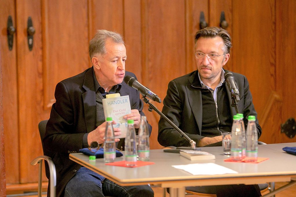 Büchner-Preisträger Lukas Bärfuss diskutiert mit seinem Autoren-Kollegen Ernst-Wilhelm Händler über Literatur im 21. Jahrhundert: „Ich schreibe auch für die zukünftigen Generationen“