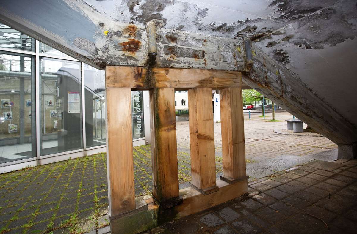Wernau: Bahnhofstreppe   bleibt Sanierungsfall