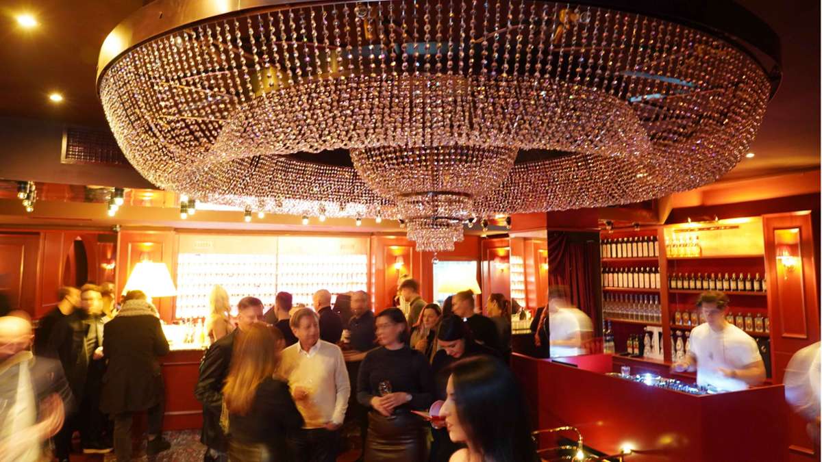 Premiere im Stuttgarter Partyleben: So war die erste Nacht in der glamourösen Bar Zubrovka