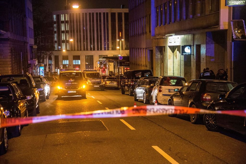Mann wird verletzt - Die Polizei fahndet nach dem Täter: Schüsse in Stuttgart
