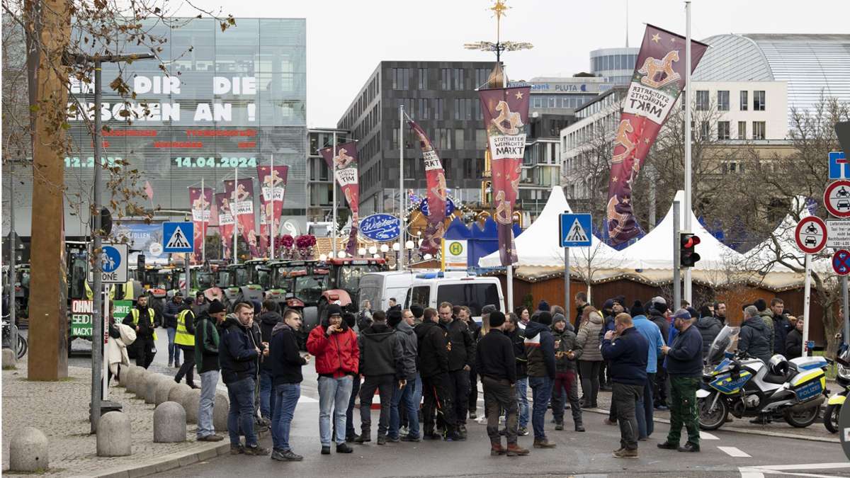 Einzelhandel in Stuttgart: Machen Demos das Geschäft in der Innenstadt kaputt?