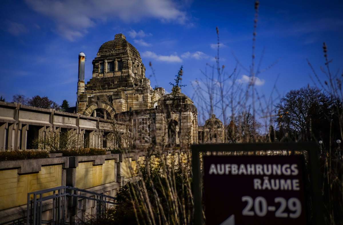 Vandalismus auf Stuttgarter Friedhof: Stadt sucht Lösung für neue Toiletten