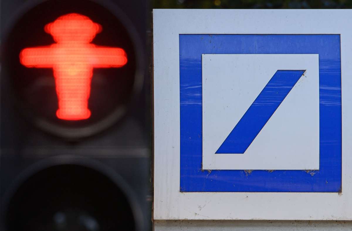 Folgen für Hunderte Beschäftigte: Deutsche Bank einigt sich mit Betriebsrat bei Filialabbau