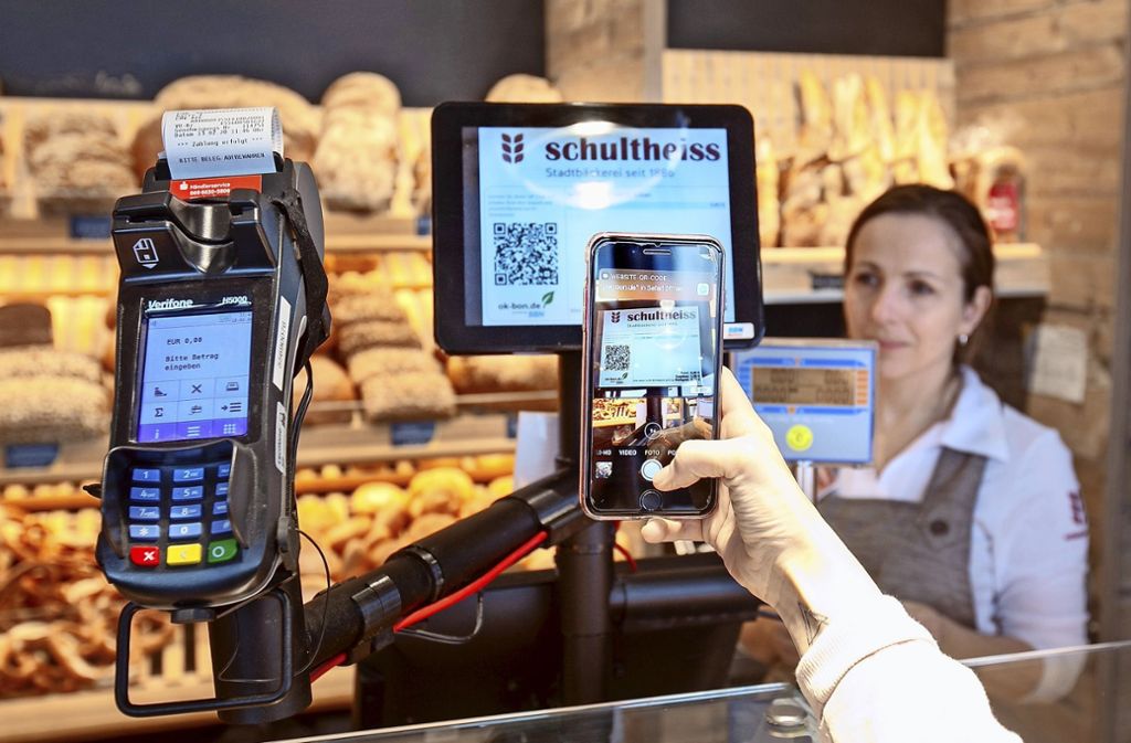 Kassenanbieter werben mit QR-Code-Lösung – Digitaler Rechnungsbeleg ohne Anmeldung aufs Smartphone: E-Kassenbons bei Bäckern im Kreis Esslingen