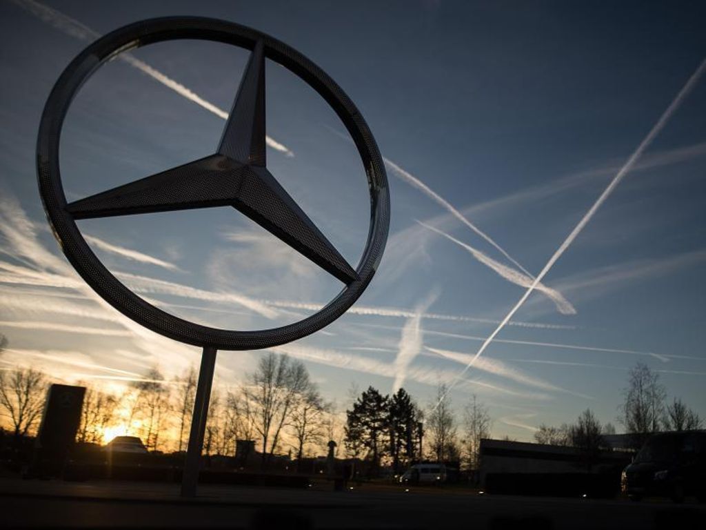 Die Kleinwagenserie Smart bereitet weiter Sorgen: Mercedes-Absatz auf Jahressicht ins Plus