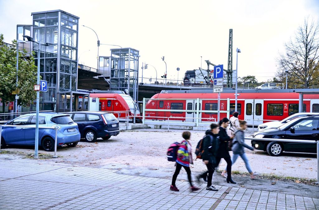 Fraktionen stellen gemeinsamen Antrag – Sie wollen damit Investoren locken: Investoren für Wernauer Bahnhofsplatz gesucht