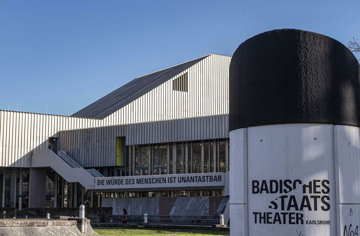 Badisches Staatstheater in Karlsruhe: Vorwurf der Vergewaltigung: Theater-Mitarbeiter angeklagt