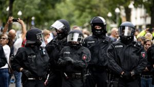 Berliner Polizei prüft  Gewaltvorwürfe