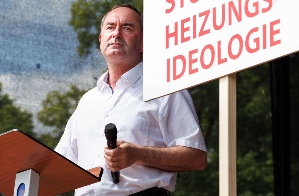 Bayern: Turbulenter Streit im Landtag nach umstrittenen Aiwanger-Äußerungen