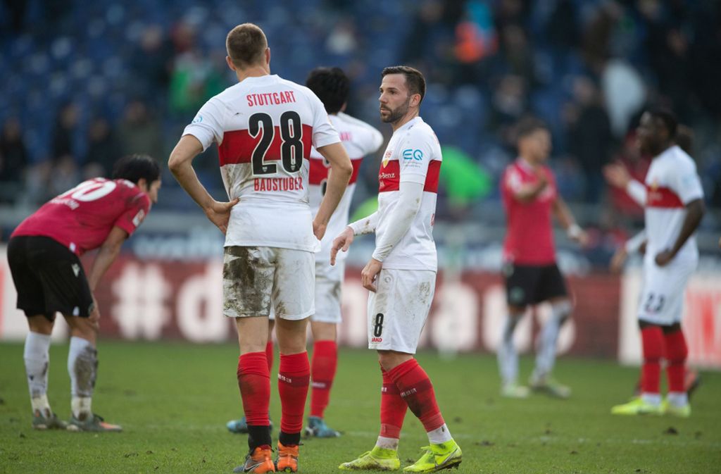 Hannover 96 gegen VfB Stuttgart: Erst desolat, dann vogelwild
