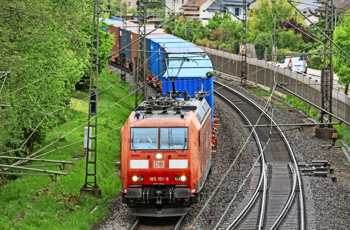 Deutsche Bahn: Mehr Güter auf die Schiene?