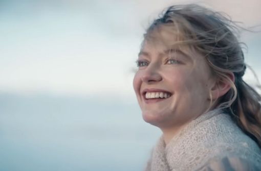 So sieht die Popsängerin Astrid Smeplass als  Aschenbrödel aus: Foto: Screenshot vom Trailer/Nordisk Film