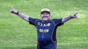Diego Maradona –  Rücktritt vom Rücktritt in zwei Tagen