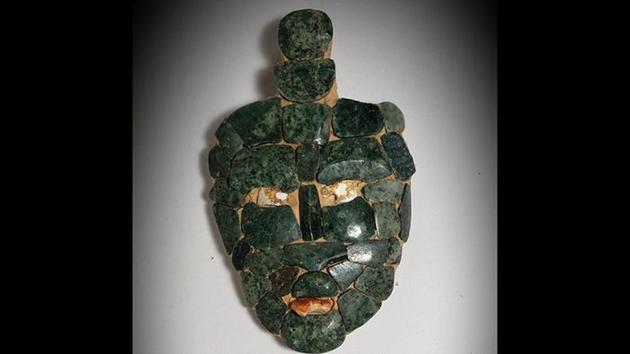 Das Rätsel um die Jade-Maske des Maya-Königs
