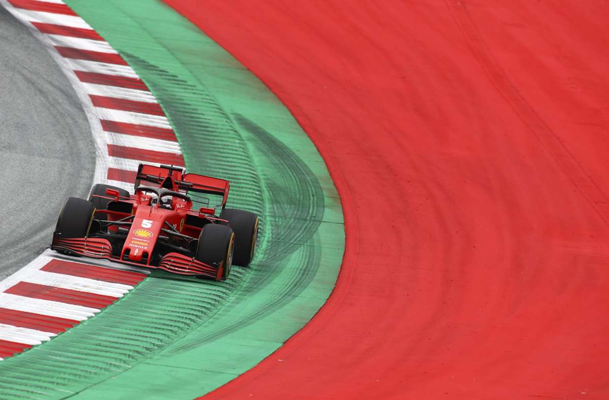 In Budapest ohne Chance: der Ferrari von Sebastian Vettel Foto: AP/Mark Thompson