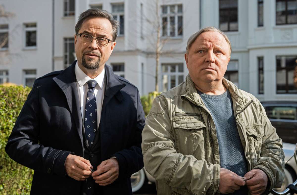Professor Boerne (Jan Josef Liefers, links) und Kriminalhauptkommissar Frank Thiel (Axel Prahl) sind zurück. Foto: WDR/Martin Valentin Menke