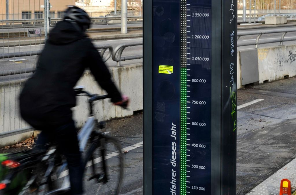B 27 und B 14 in Stuttgart: Grüne fordern  auf zwei Bundesstraßen Rad- statt Autospuren