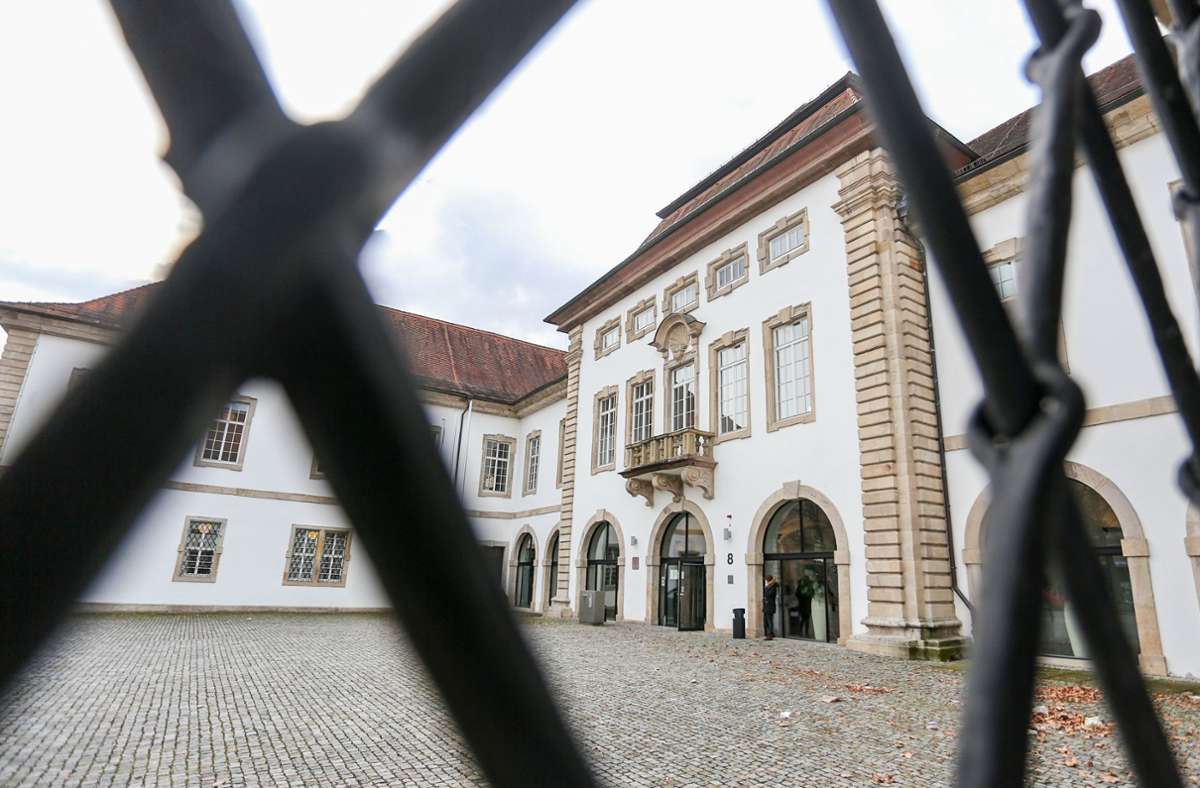 Amtsgericht in Esslingen: Haftstrafe für Supermarkt-Räuber