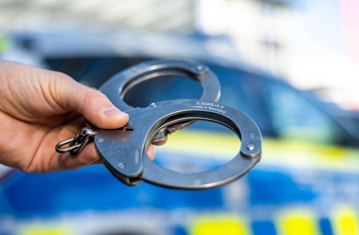 Tankstelle in Ostfildern-Ruit: Polizei nimmt 29-jährigen Verdächtigen nach Raubüberfall fest