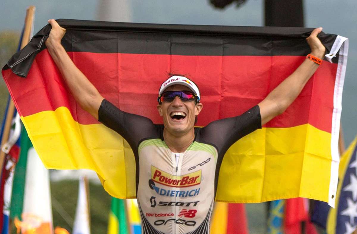 2014 feierte Sebastian Kienle seinen größter Triumph auf Hawaii – der Eisenmann aus Mühlacker siegte. Foto: dpa/Bruce Omori