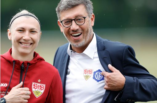 Vereinsmanagerin Lisa Lang und VfB-Präsident Claus Vogt wollen mit der Mannschaft schnell wieder zurück in die Regionalliga. Foto: Pressefoto Baumann/Volker Müller