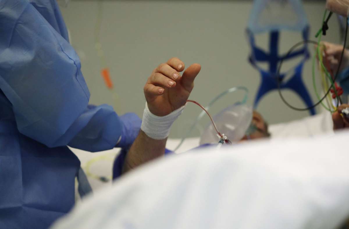 Krankenhäuser in Stuttgart: Zahl der Covid-Patienten steigt, das Alter sinkt