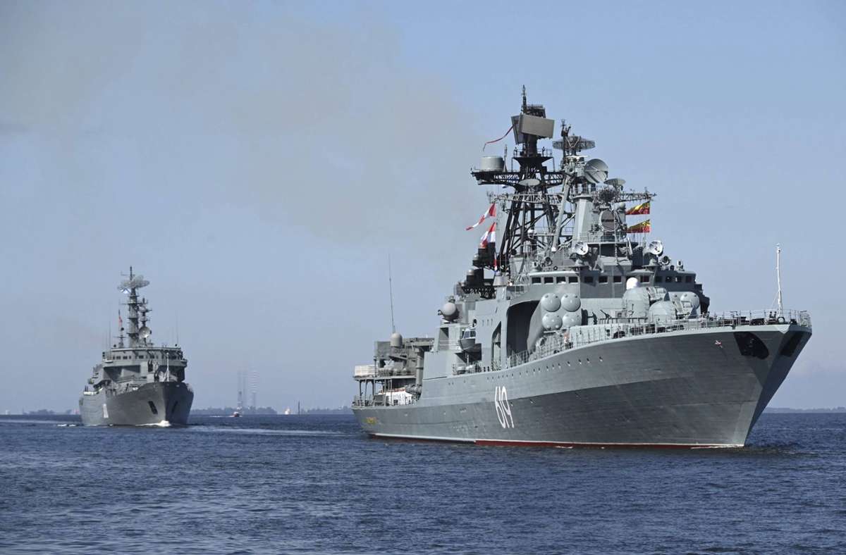 Raketenbeschuss: Zwei russische Kriegsschiffe durch ukrainische Angriffe beschädigt