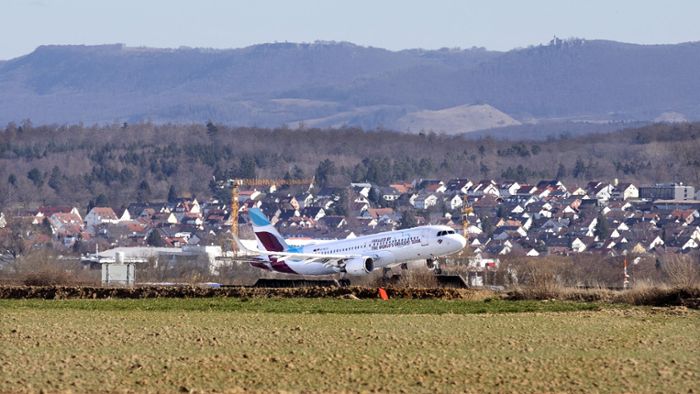 Flugrouten-Debatte im Kreis Esslingen: Bürgermeister im Kreis stärken OB Bolay den Rücken