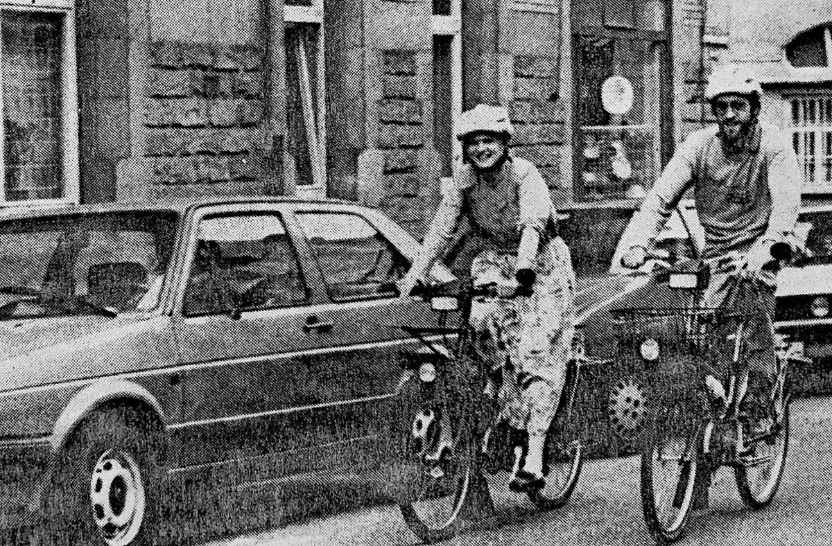 Cornelius Gruner mit seiner Frau: In den 1980er Jahren hat man unter anderen Voraussetzungen für den Stuttgarter Radverkehr gekämpft. Foto:  
