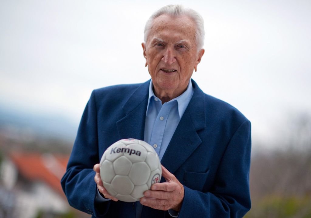 Handball-Legende Bernhard Kempa ist mit 96 Jahren gestorben: Ein Wurftrick macht ihn weltberühmt