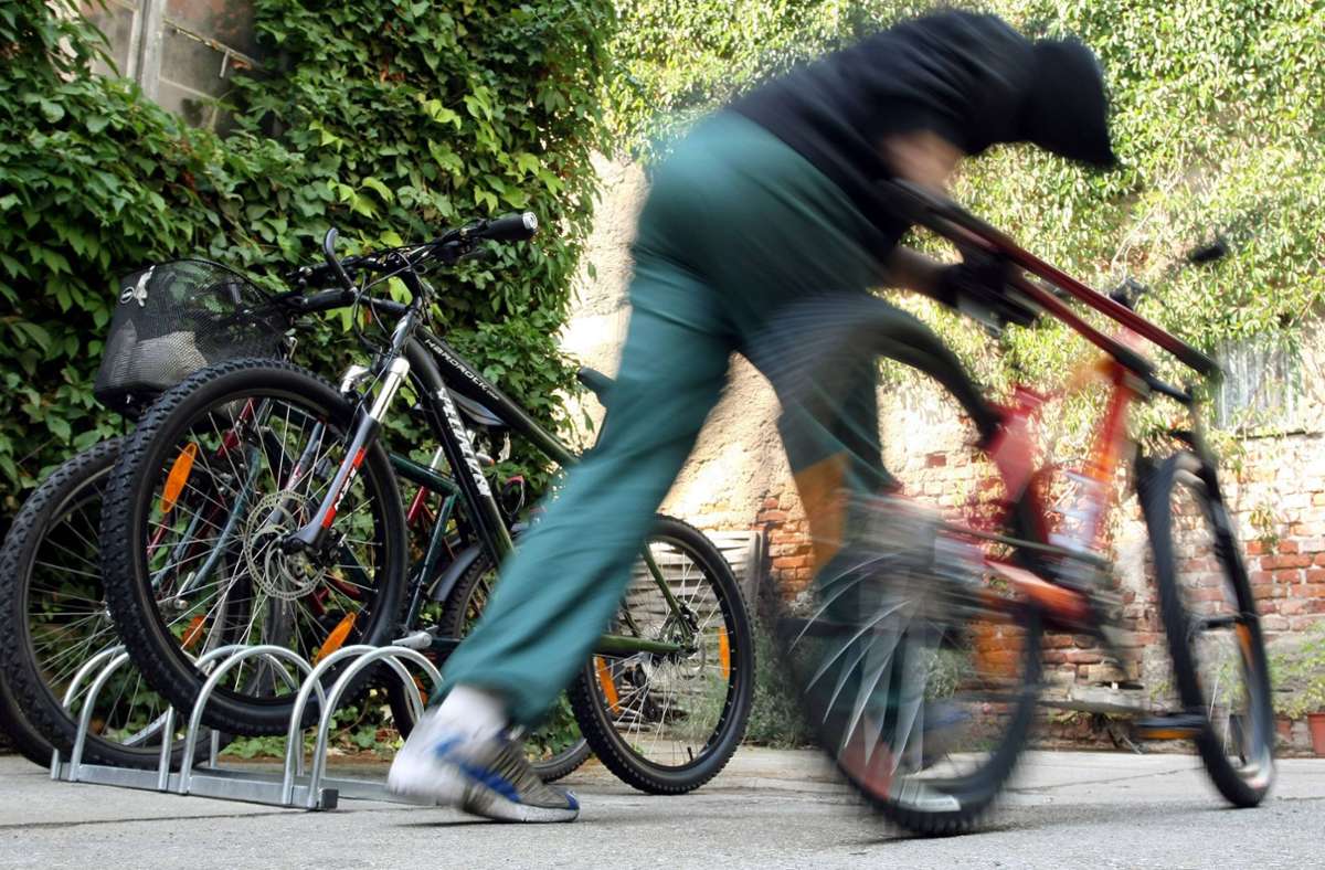 Stuttgarter Brüderpaar in Haft: Duo soll Fahrräder gestohlen und  verkauft haben
