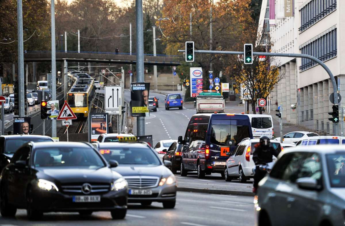 Reaktion in Stuttgart auf Staustudie: Stadt sieht Umstieg aufs Auto