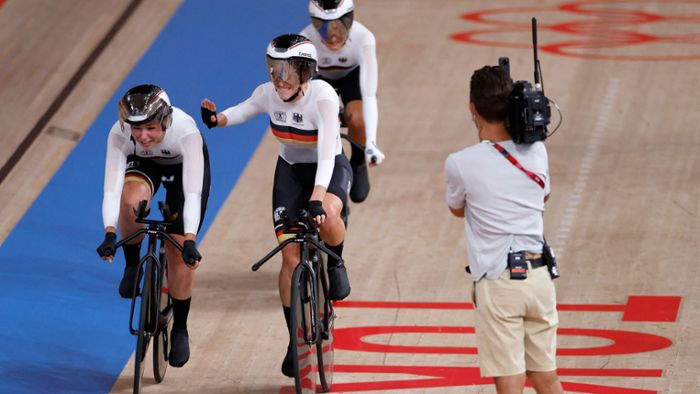 Gold und Weltrekord für deutschen Frauen-Vierer