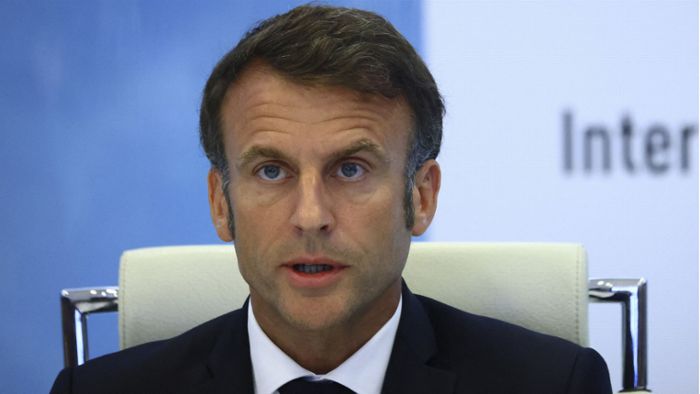 Frankreich ruft  höchste Sicherheits-Alarmstufe aus